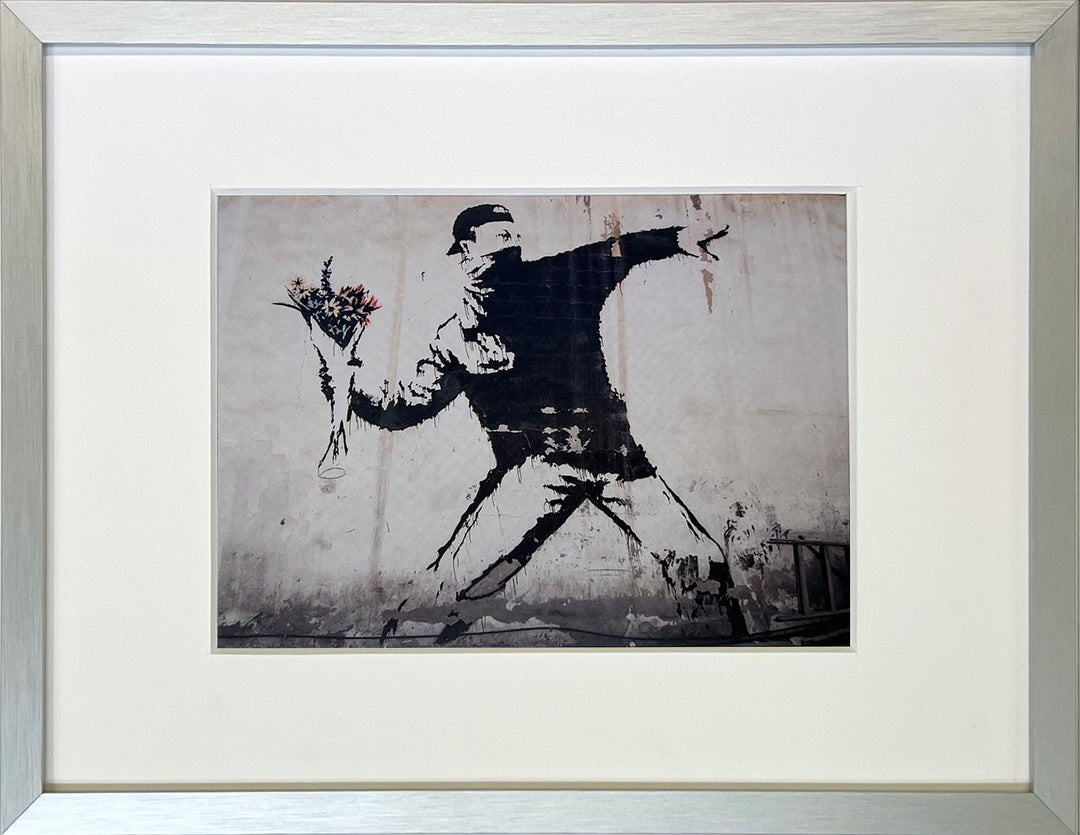 "Flower Thrower / Love is in the air | Blumenwerfer" - Banksy Miniprint