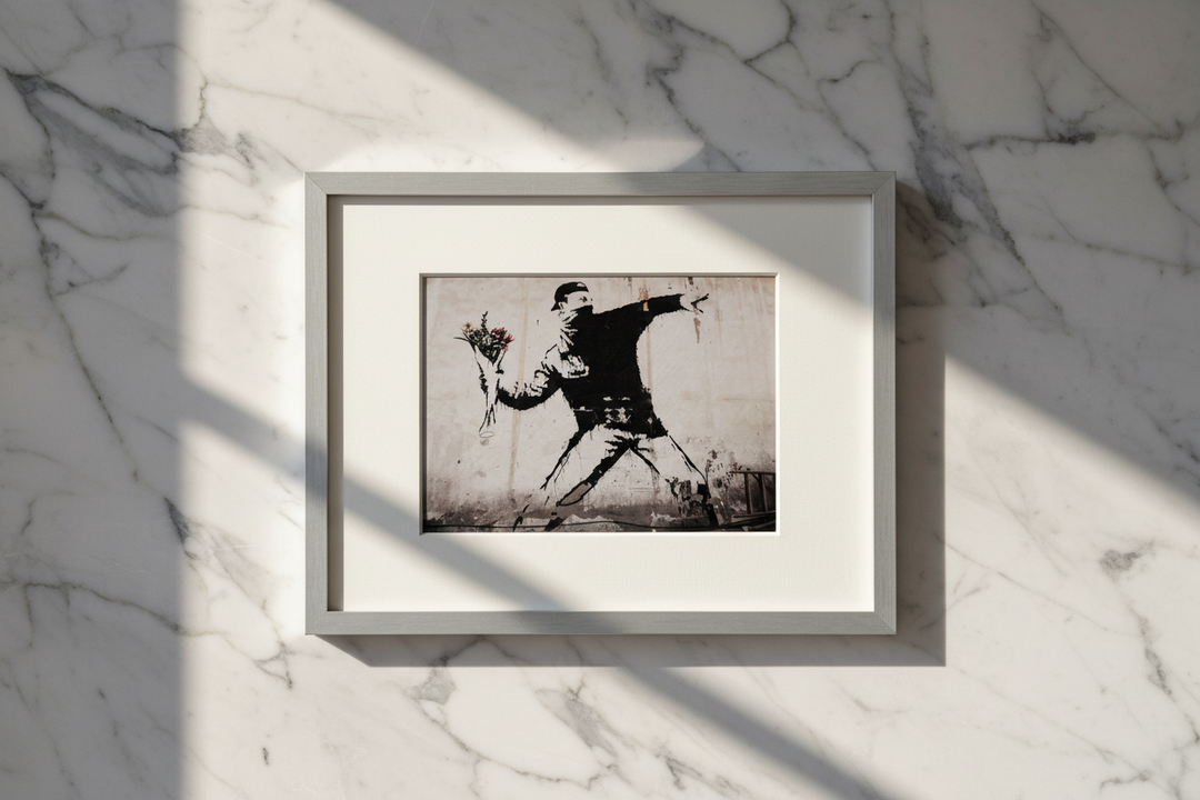 "Flower Thrower / Love is in the air | Blumenwerfer" - Banksy Miniprint
