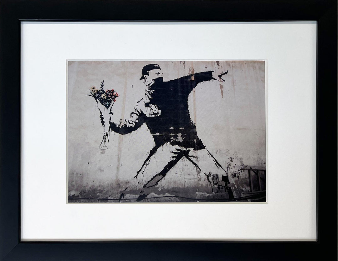 "Flower Thrower / Love is in the air | Blumenwerfer" - Banksy Miniprint
