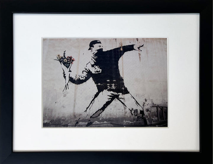 "Flower Thrower / Love is in the air | Blumenwerfer" - Banksy Miniprint