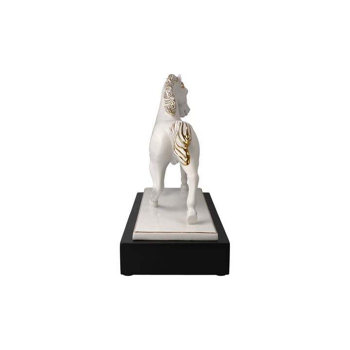 Studio 8 - Gracieux – Goebel