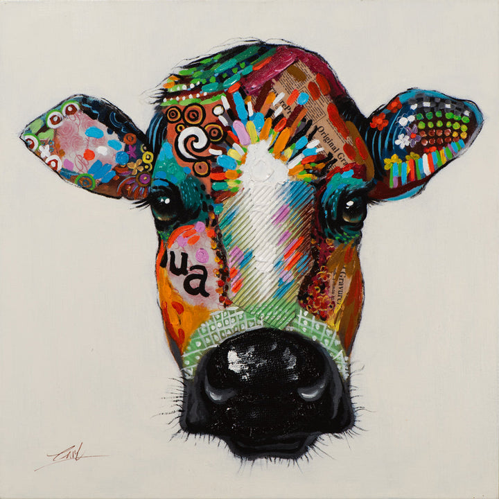 Bunte Kuh mit Graffiti