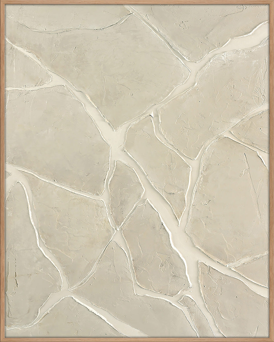 White Trace – Skandinavisches Wandbild mit Eichenrahmen, Hochformat