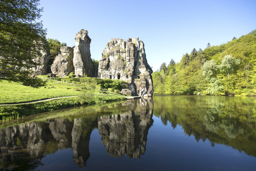 Akustikbild Slim Externsteine Teutoburger Wald (80 x 120 cm) – Handveredelter Kunstdruck auf Leinwand
