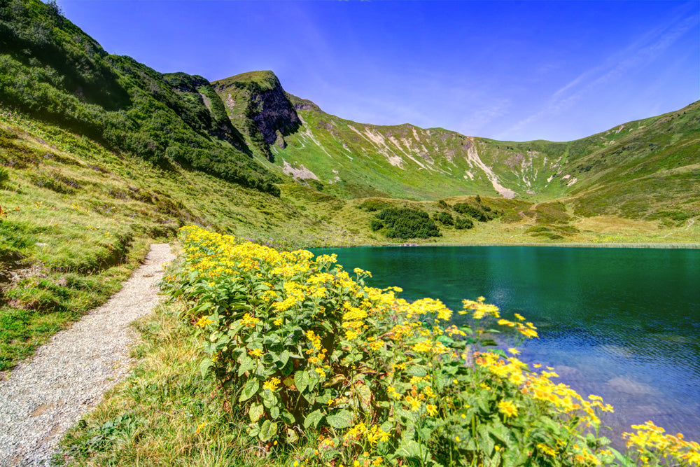 Akustikbild Slim Bergsee (80 x 120 cm) – Handveredelter Kunstdruck auf Leinwand