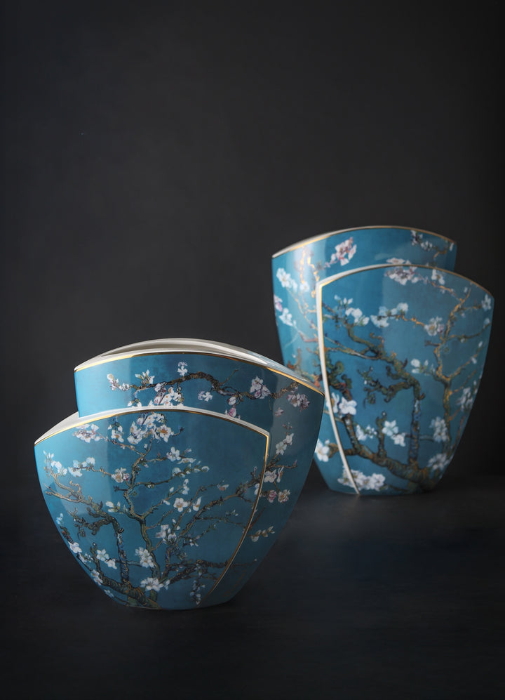 Vincent van Gogh - Mandelbaum Blau – Goebel