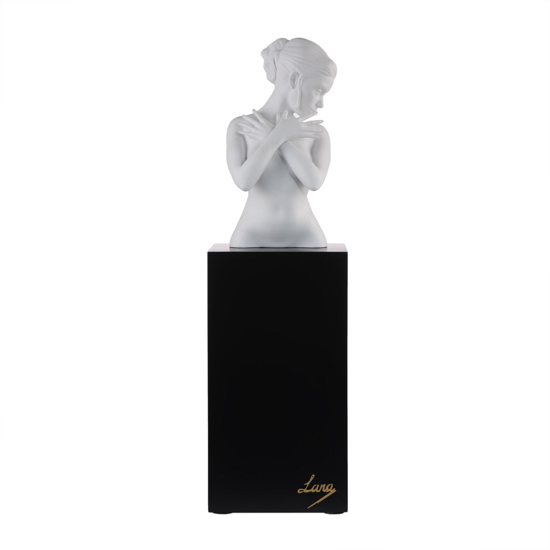 "Figur Fire in the Belly II" | Lana Frey - Figur weiß