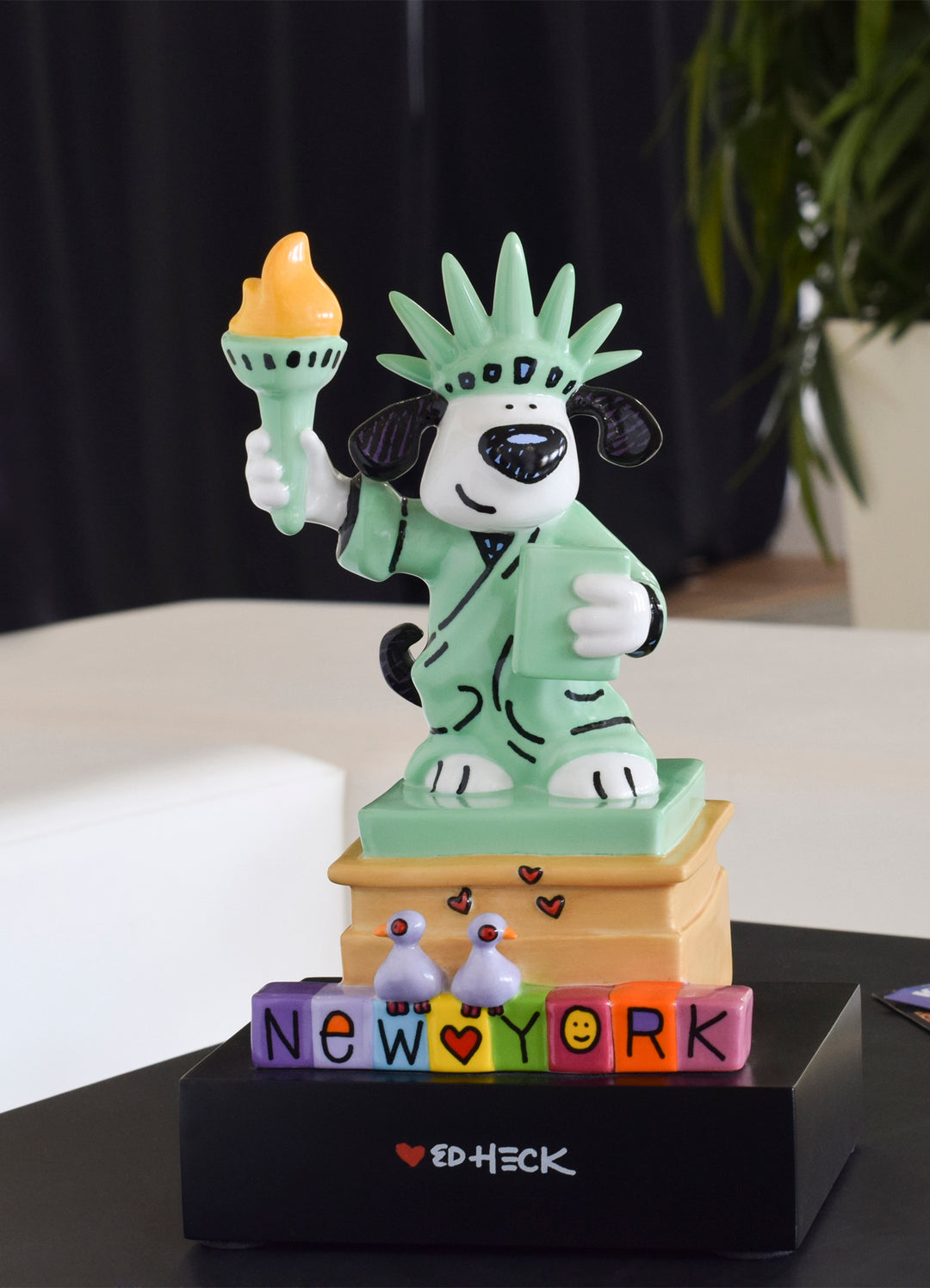 Ed Heck  Liberty Dog – Goebel