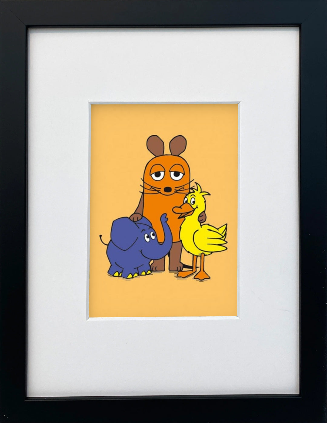 Die Maus „Maus & Co.“ als gerahmter Miniprint im schwarzen Holzrahmen mit Passepartout